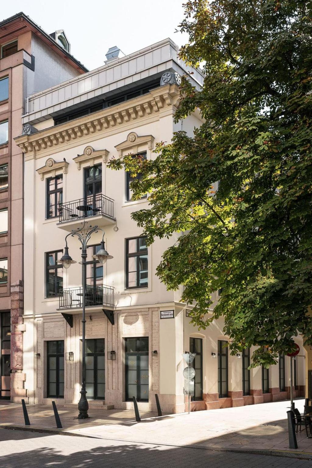 Hotel Gin Budapesta Exterior foto