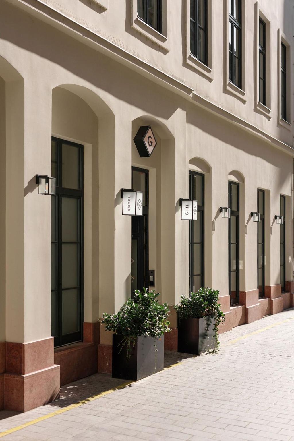 Hotel Gin Budapesta Exterior foto